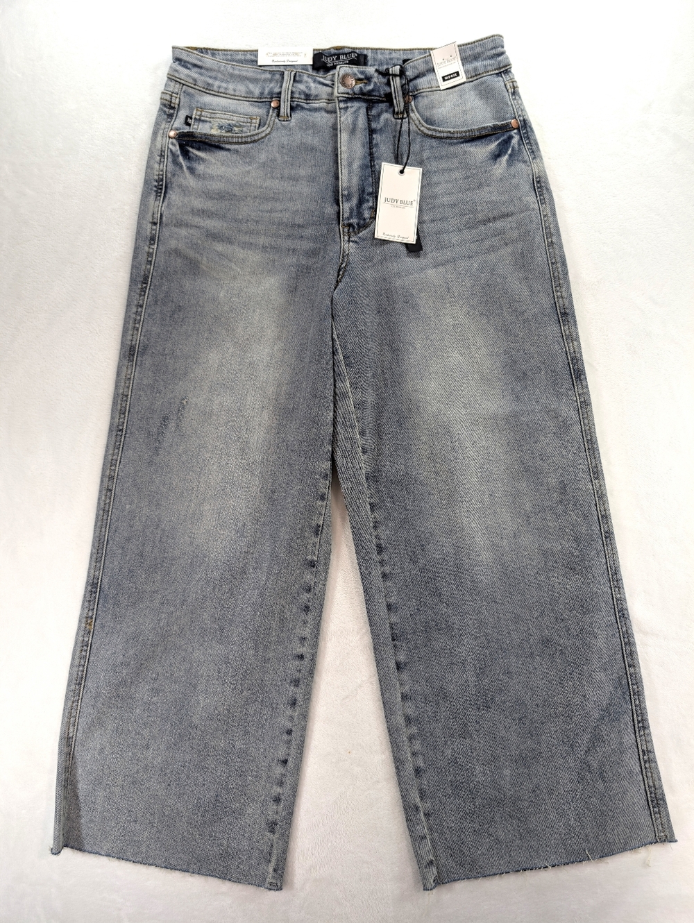 NWT Judy Blue Wide Leg Crop Jeans | Mid Rise Raw Hem | Size 11/30